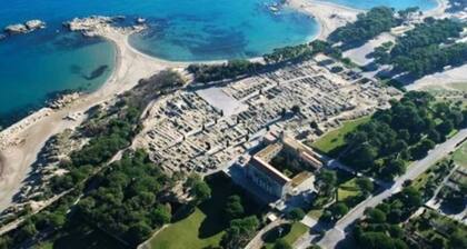 Superbe maison d'été avec piscine, parking, wifi et air conditionné