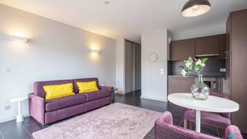 Studio Signature | Ropa de cama de alta calidad, colchones Select Comfort, cortinas opacas