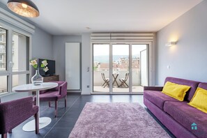 Studio Signature | Living area