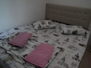 Suite estudio estándar | Wifi gratis y ropa de cama