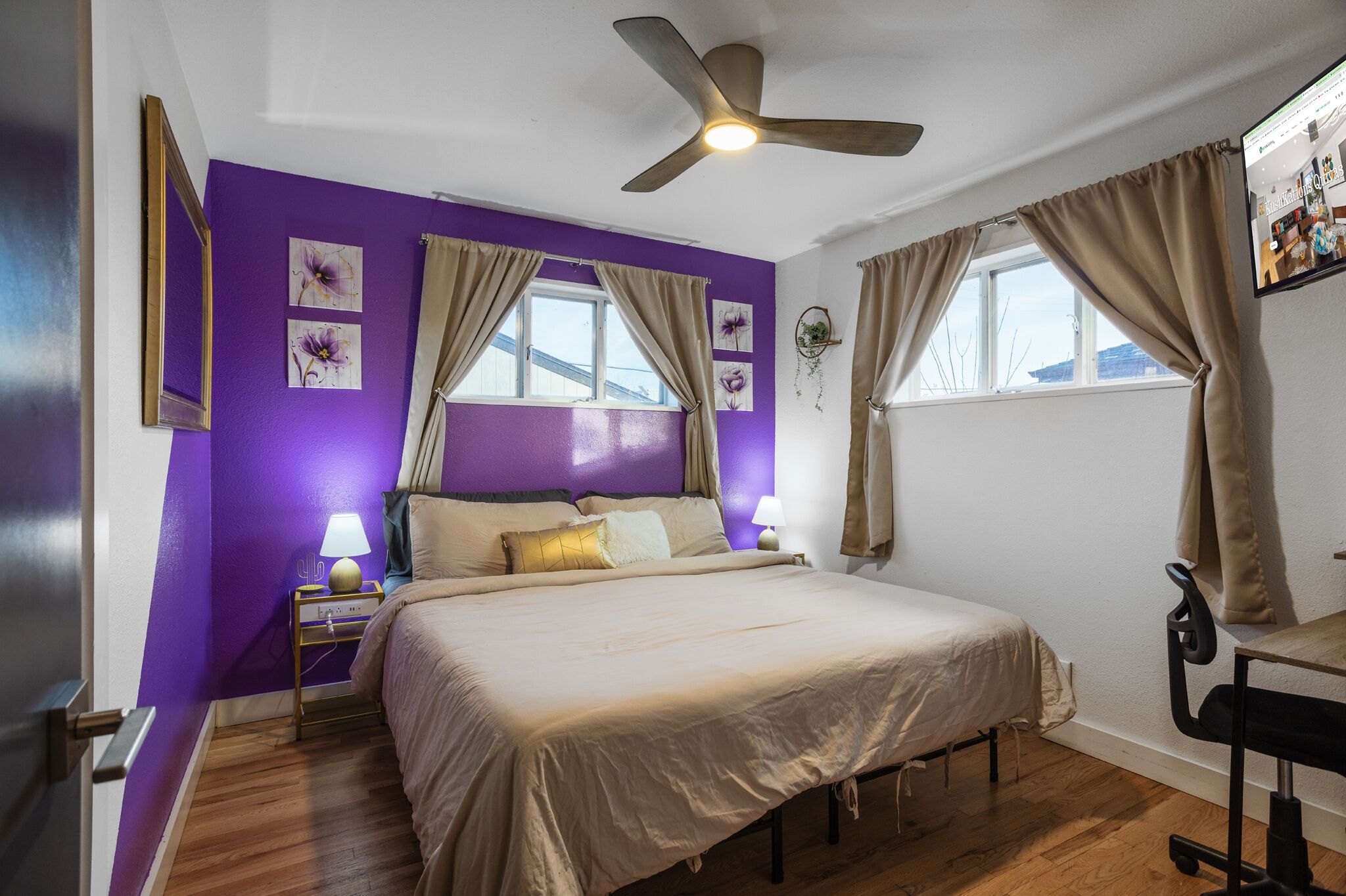 5 slaapkamers, een bureau, een strijkplank/strijkijzer, wifi