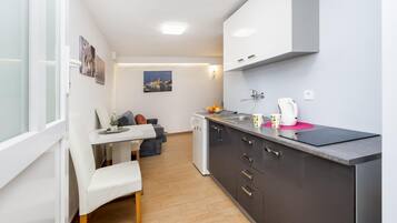 Apartment, 1 Bedroom, Terrace | Private kitchen | Fridge, freezer