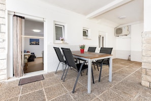 Terrace/patio - Apartments and Room Silvana (Rovinj)