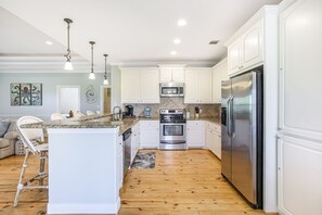 Fridge, microwave, dishwasher, coffee/tea maker