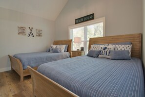 6 habitaciones, escritorio, tabla de planchar con plancha y wifi gratis 