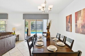 Sit and gather around this elegant dining table (suitable for up to 8 guests) and have a lovely time with your loved ones.