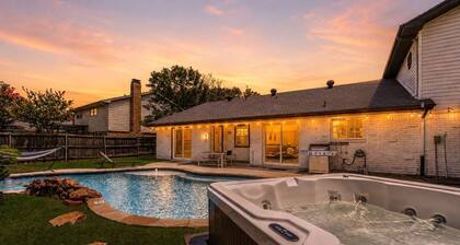 Perfect Getaway Home w Pool, Jacuzzi, Cinema Room