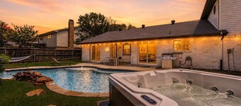Perfect Getaway Home w Pool, Jacuzzi, Cinema Room