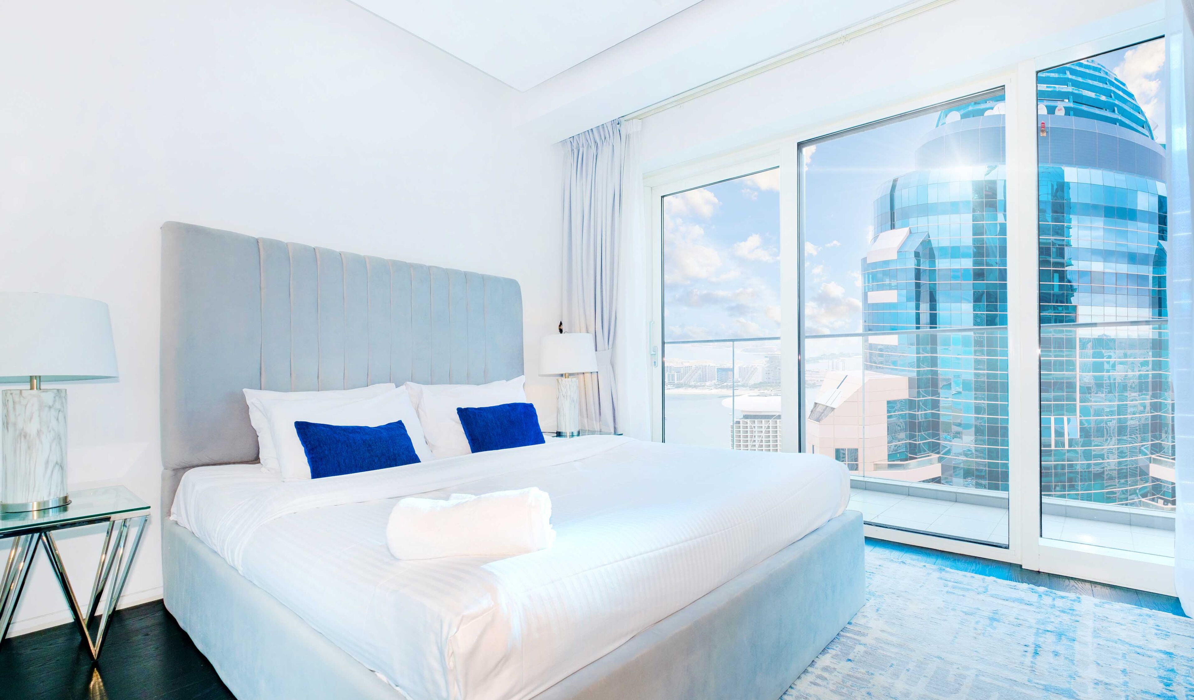 LUX Holiday Home - DAMAC Residenze 2