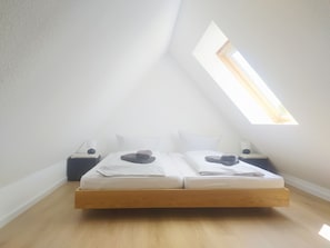 2 bedrooms, travel crib, WiFi, bed sheets - Traumhafte Aussicht für Aktivurlauber (Struppen)