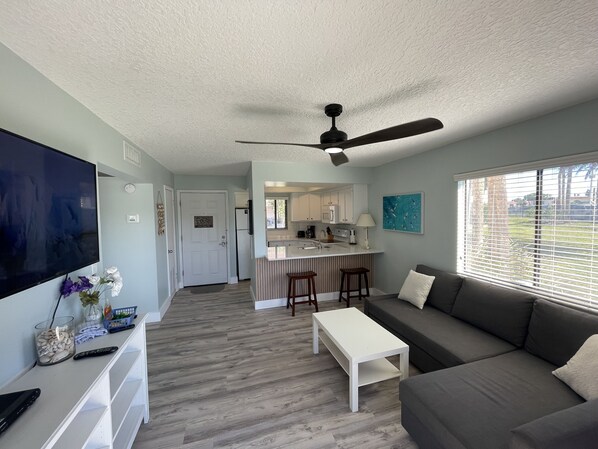 تلفزيون ذكي