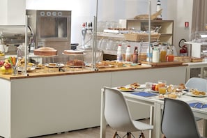 Petit déjeuner continental compris tous les jours
