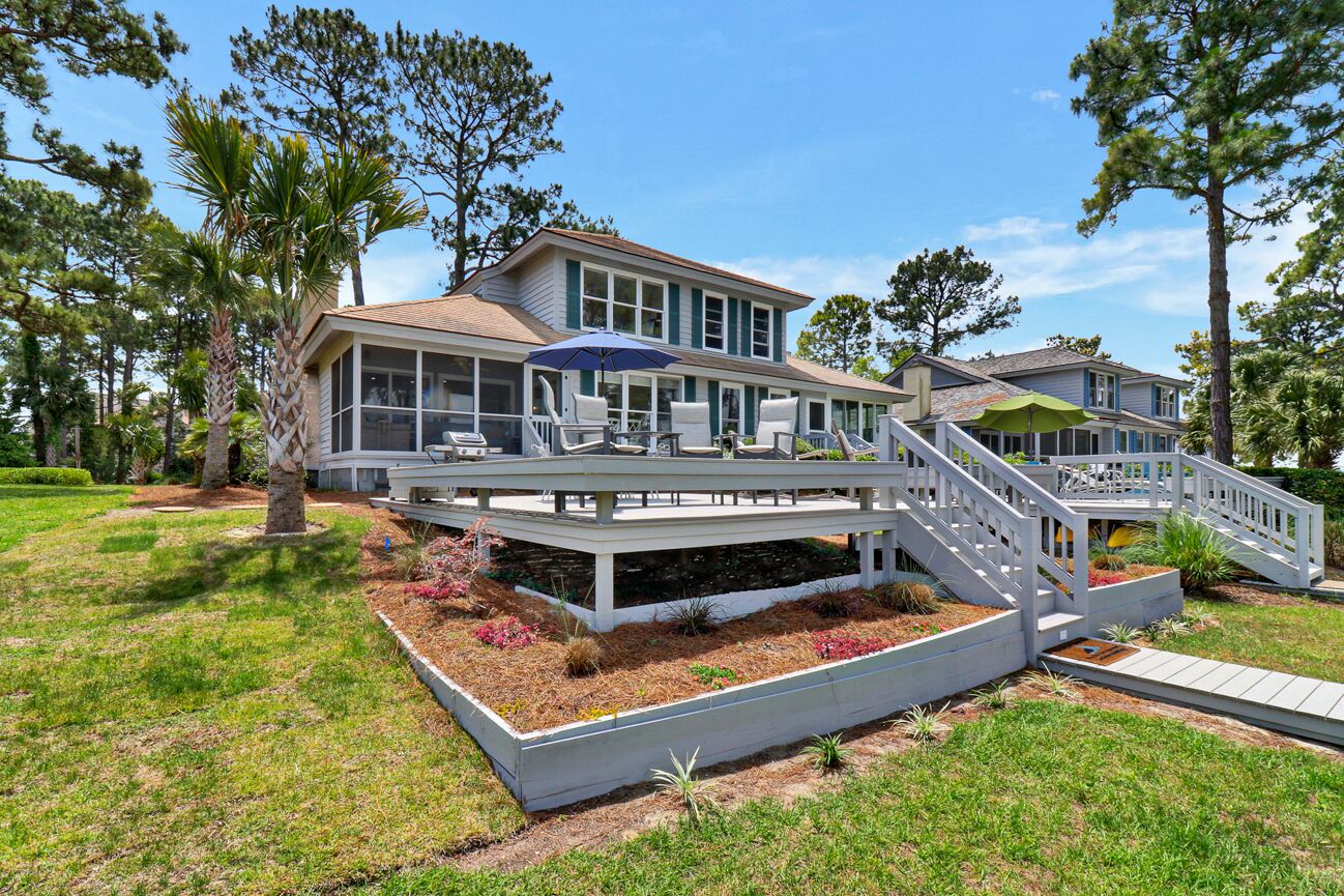 Beautiful Three Bedroom Townhome with Stunning Water Views ~ 7 Lands End Road