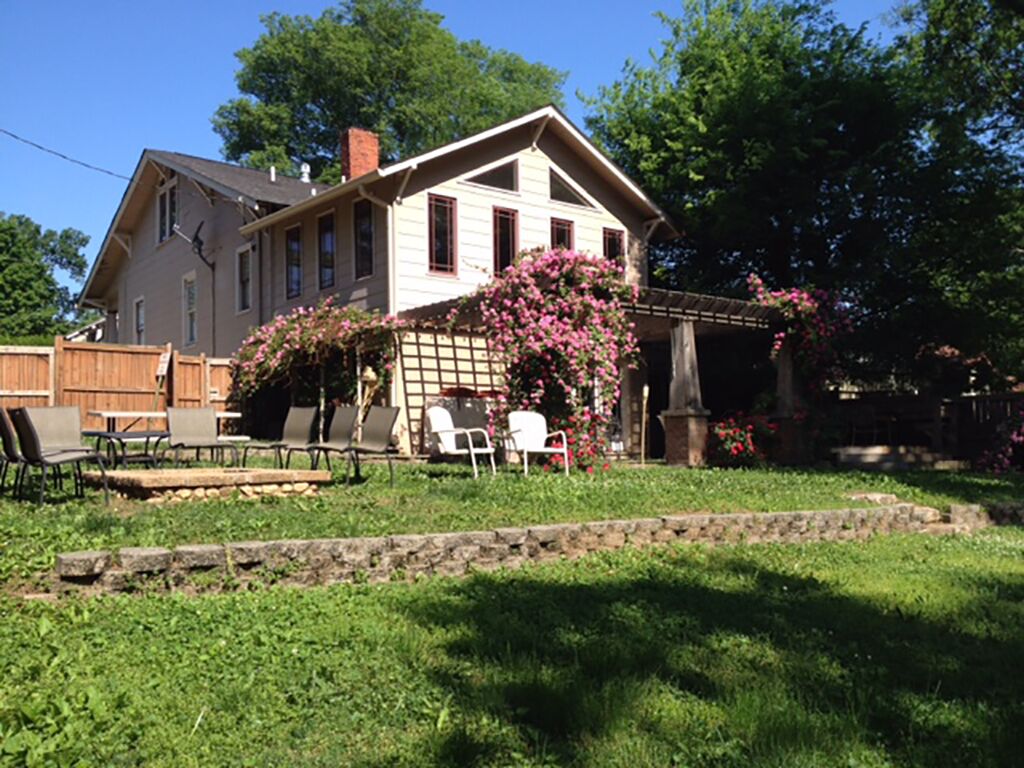 屋外ダイニングエリア