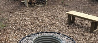 Secluded cabin in a Pine forest, just minutes away from Crystal Mountain