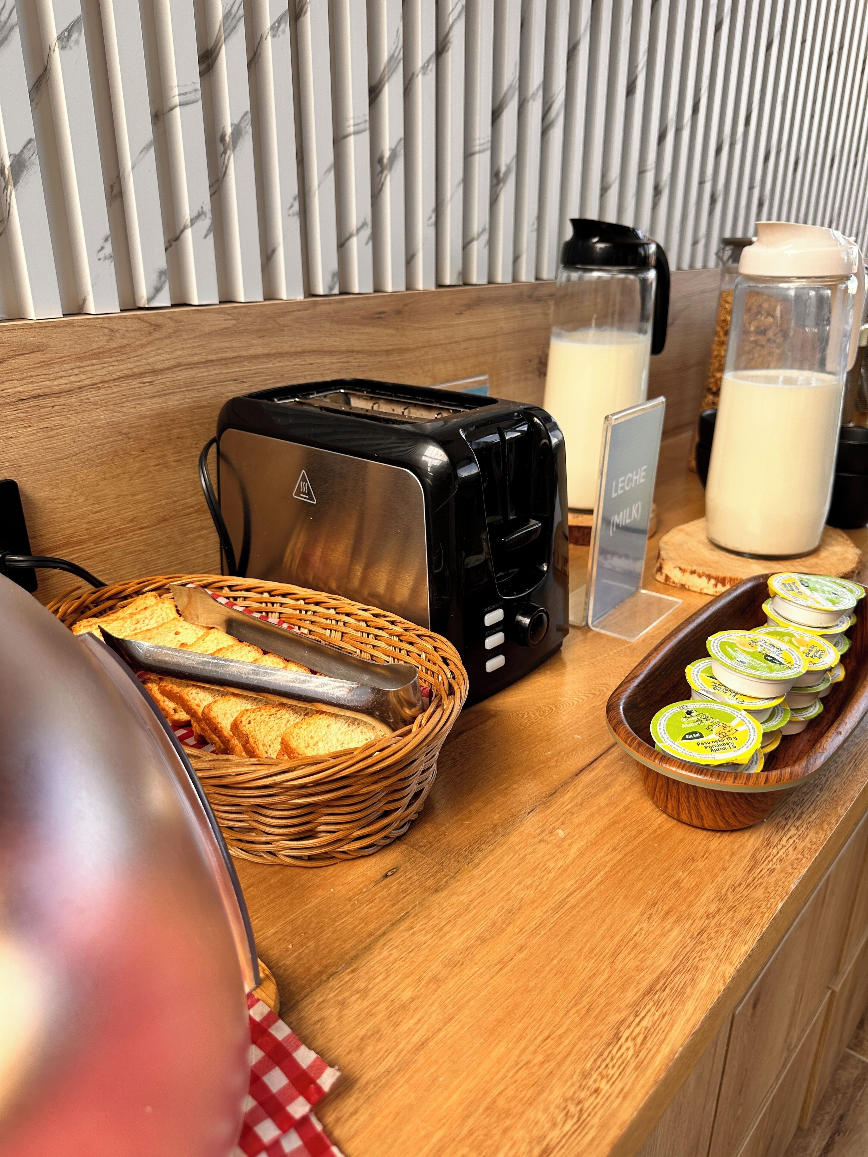 free daily continental breakfast