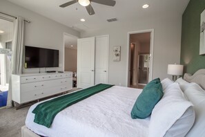 6 bedrooms, desk, iron/ironing board, free WiFi - Encore Resort 6 Bedroom Home with Pool (2102) (Kissimmee)