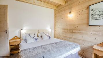 2 chambres, lit parapluie, Wi-Fi gratuit, draps fournis