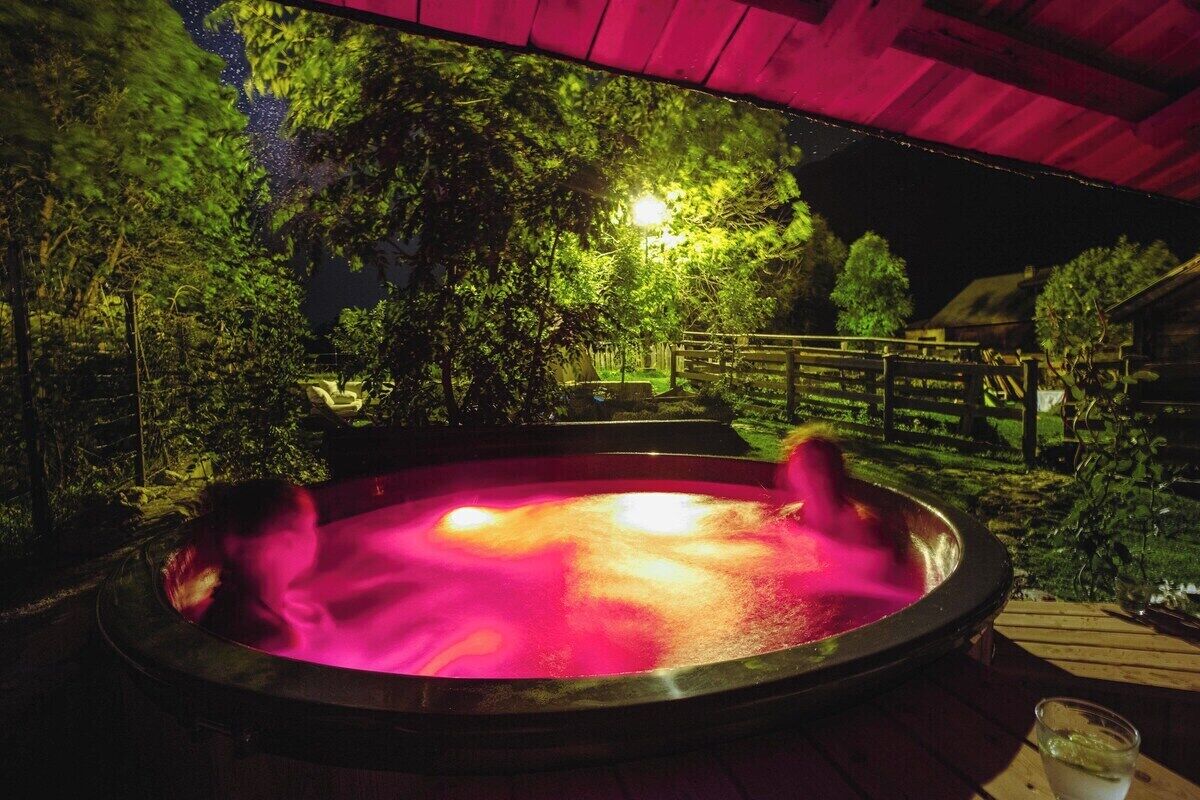 Bain à remous extérieur