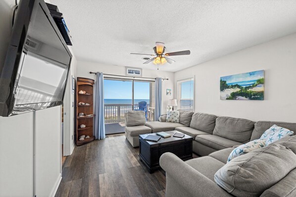 TV, Netflix, DVD player, streaming services