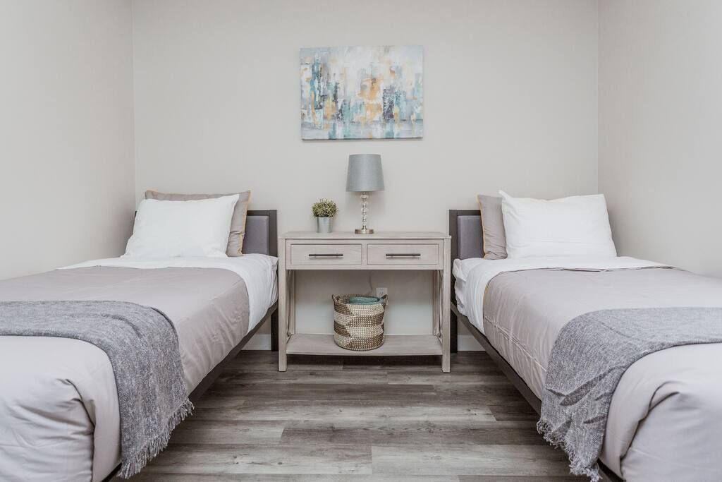 2 bedrooms, iron/ironing board, free WiFi, bed sheets