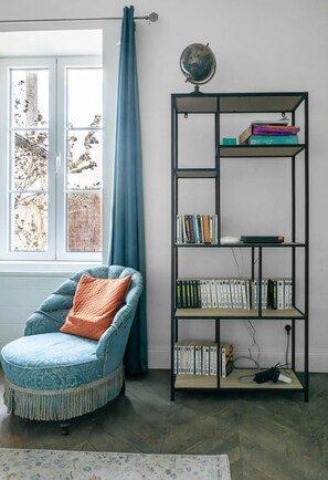 Interior - Appartement design, centre ville, parking, jardin (Gannat)