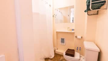 Hair dryer, towels