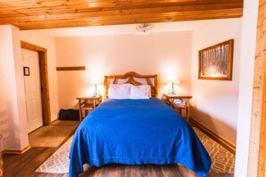 Bügeleisen/Bügelbrett, Reisekinderbett, WLAN, Bettwäsche