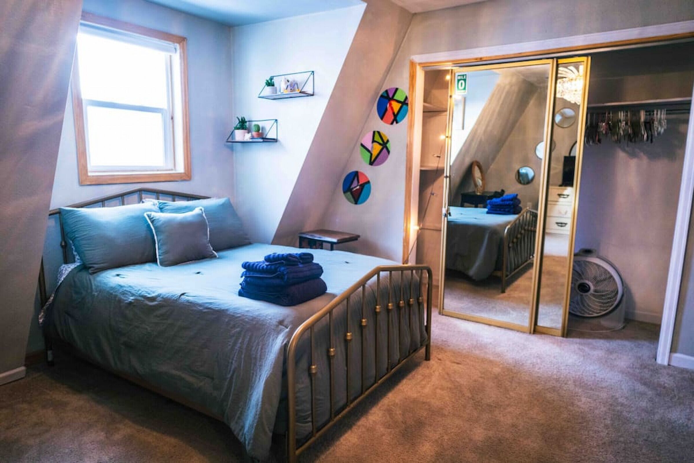 5 bedrooms, desk, iron/ironing board, free WiFi