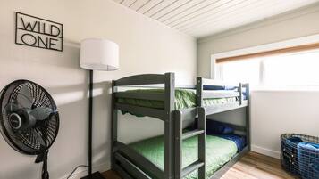 1 bedroom, iron/ironing board, travel crib, free WiFi