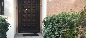 Beachside House in Gundogan