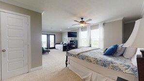 4 bedrooms, free WiFi