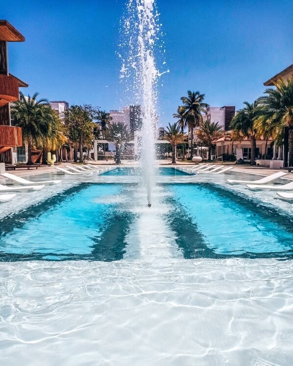 Piscine extérieure, piscine chauffée