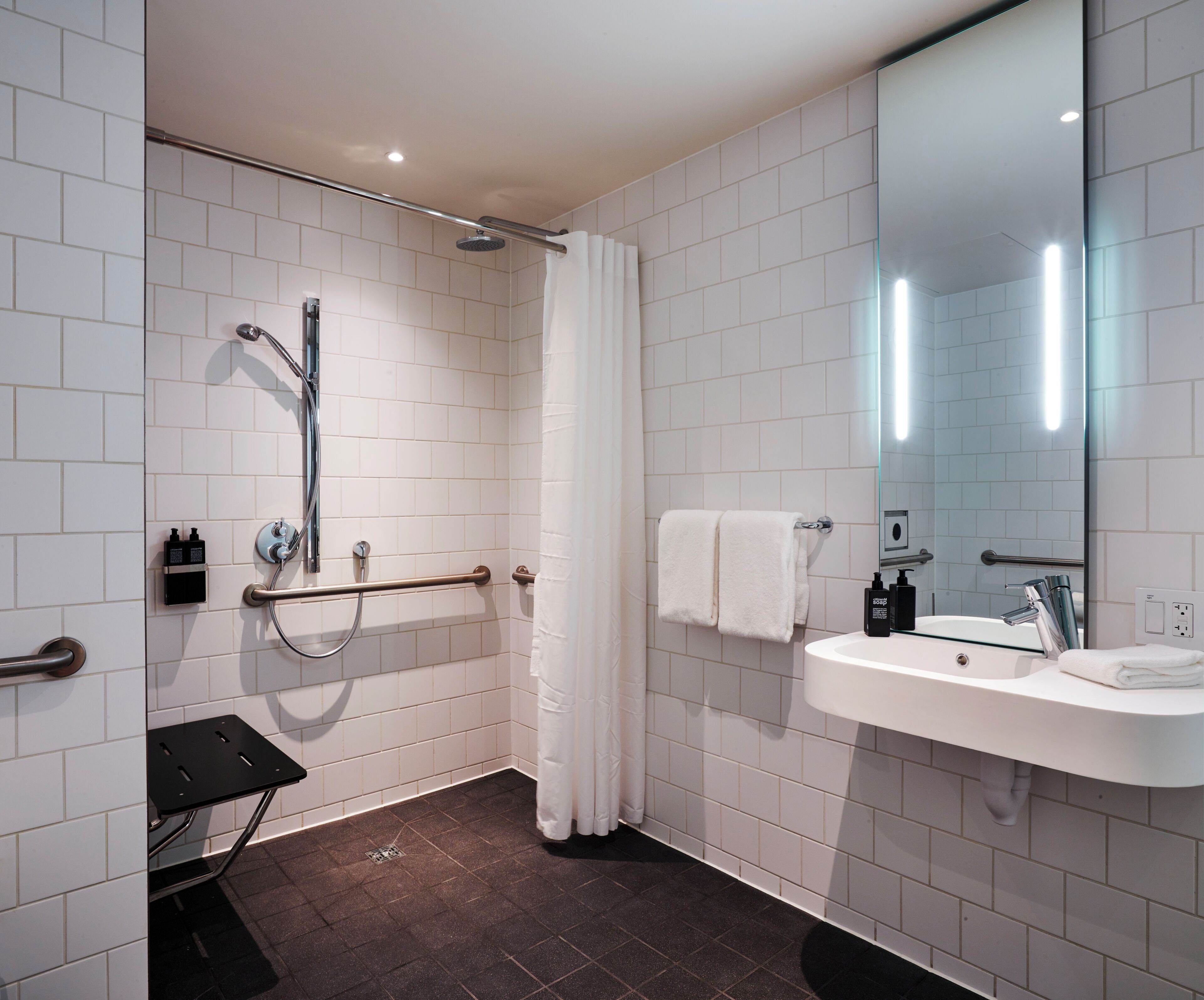 Photo - citizenM Los Angeles Downtown