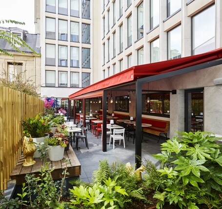 citizenM Paris Champs Elysees - Image 35