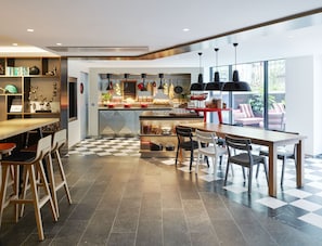 Daily buffet breakfast (EUR 20.00 per person)