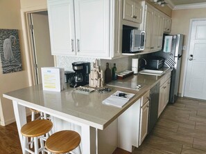 Fridge, microwave, oven, stovetop - Condo right on the beach! Stunning seventh floor views! (Galveston)