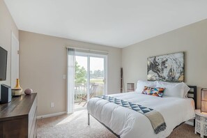2 bedrooms, iron/ironing board, travel crib, WiFi
