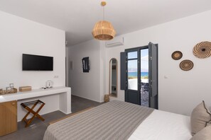 Premium Double Room | Premium bedding, Select Comfort beds, in-room safe, desk - Archon Seaside Retreat (Naxos)
