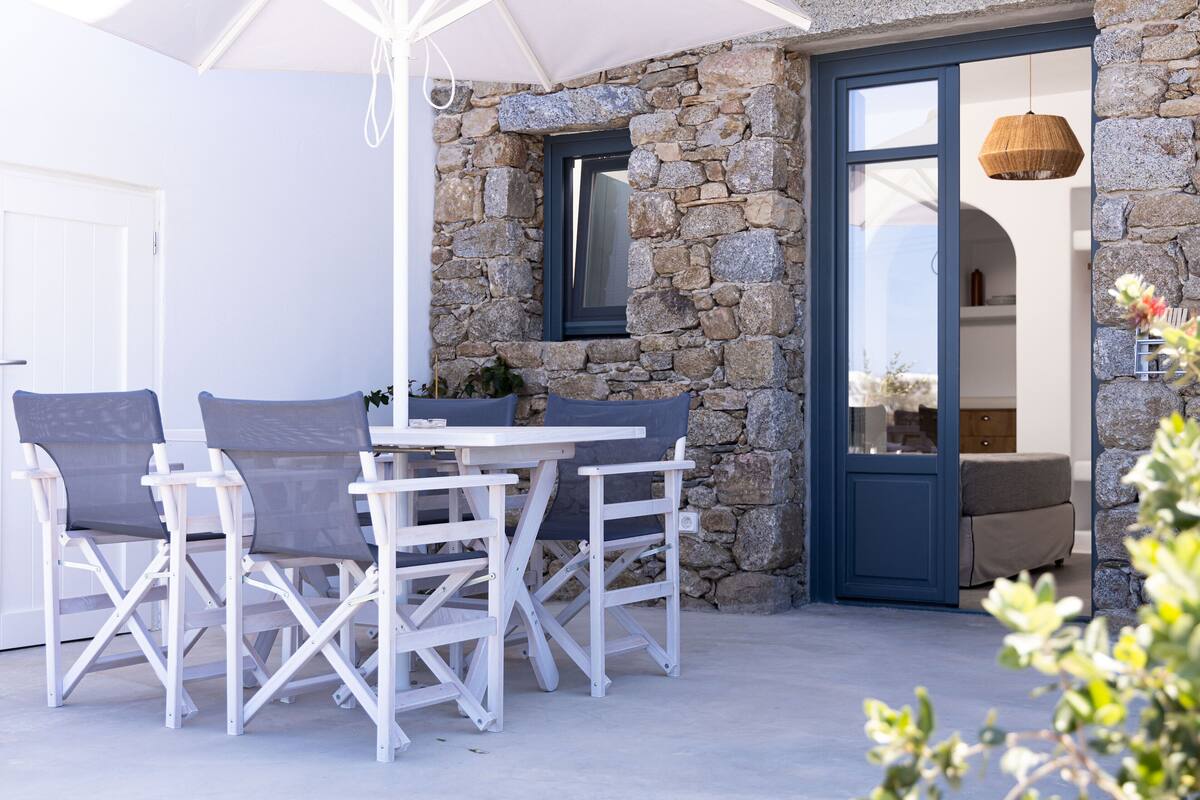 Elegant Studio with sea view | テラス / パティオ