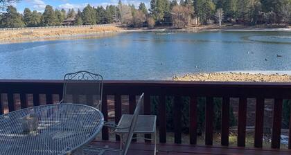 Serene Condo by the Lake