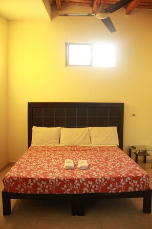 Ropa de cama de alta calidad, minibar, wifi gratis y ropa de cama