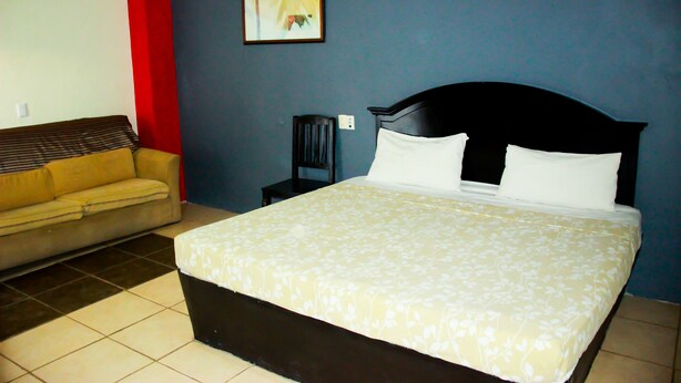 Unclassified image, 1 of 6, button - Hotel Pacific (Tecoman)