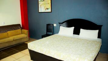 1 habitación, ropa de cama de alta calidad, minibar y wifi gratis