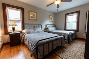 3 bedrooms, desk, iron/ironing board, travel crib