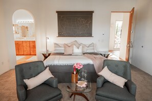 4 عدّة غرف نوم ومكتب وواي فاي مجانًا وتسهيلات لدخول الكراسي المتحركة