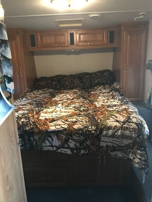 2 Schlafzimmer, Bettwäsche