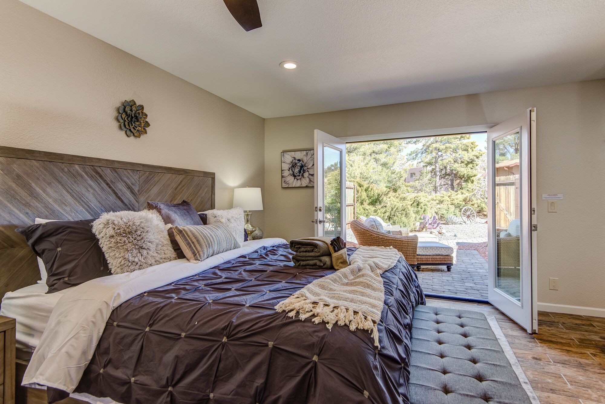 3 bedrooms, WiFi, bed sheets, wheelchair access