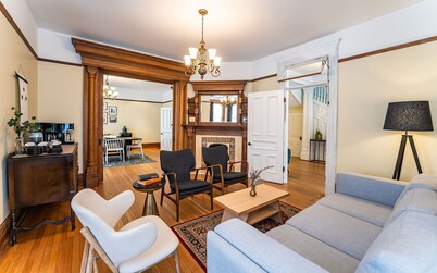 Heritage Location in Heart of Revelstoke