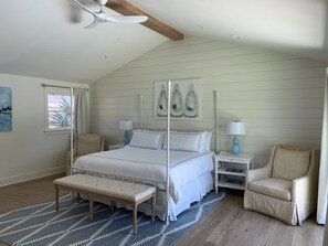 5 chambres, bureau, fer et planche à repasser, lit parapluie